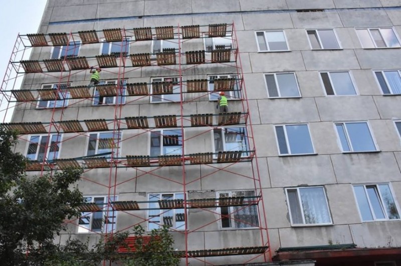 Чернігівська міськрада про демонтовану мозаїку на пологовому