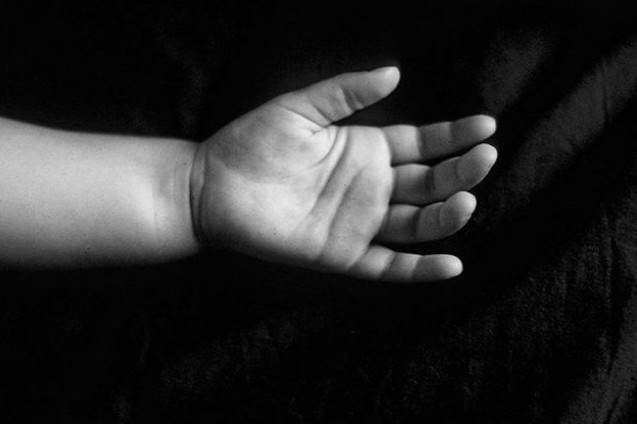 Смертельні пігулки: на Чернігівщині померла 2-річна дитина