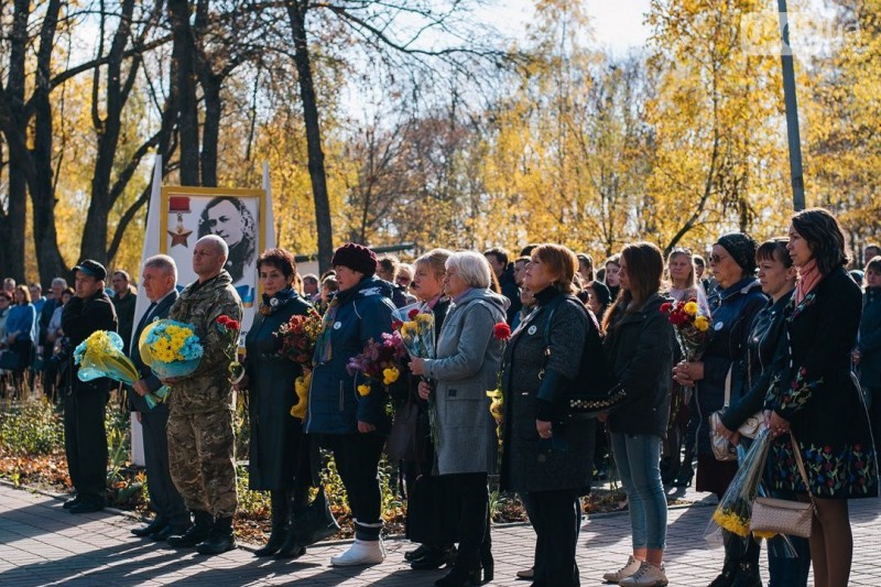 На Чернігвщині відкрили одразу кілька монументів воїнам-захисникам України