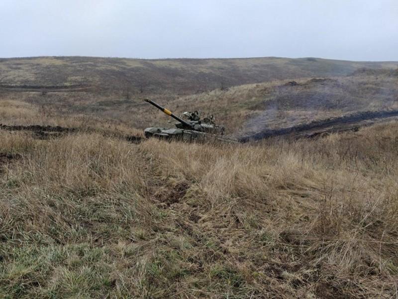 Військові навчання: чернігівські танкісти тренувалися бити ворога