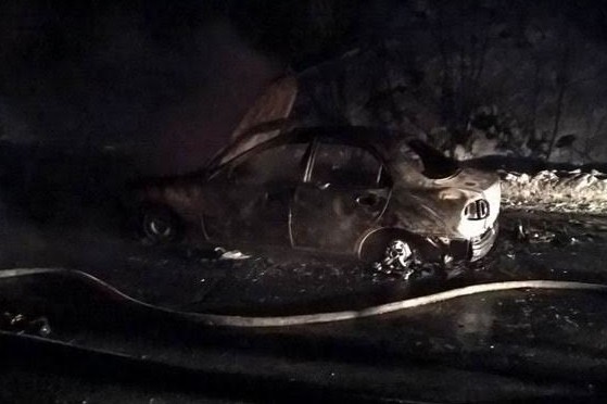 У Прилуцькому районі виявили згорілий автомобіль із трупом усередині