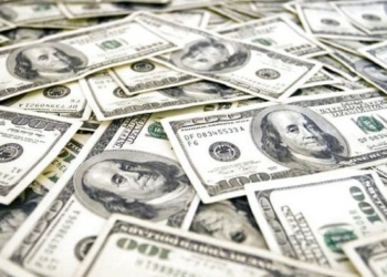 Ніжинця посеред вулиці пограбували на 20 тисяч доларів