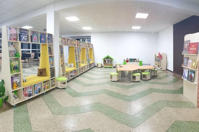 Вільний простір для відпочинку: сучасна бібліотека відкрилась на Чернігівщині
