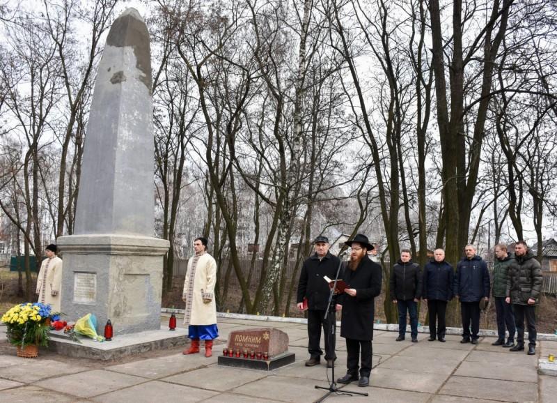 У Чернігові вшанували пам`ять жертв Голокосту