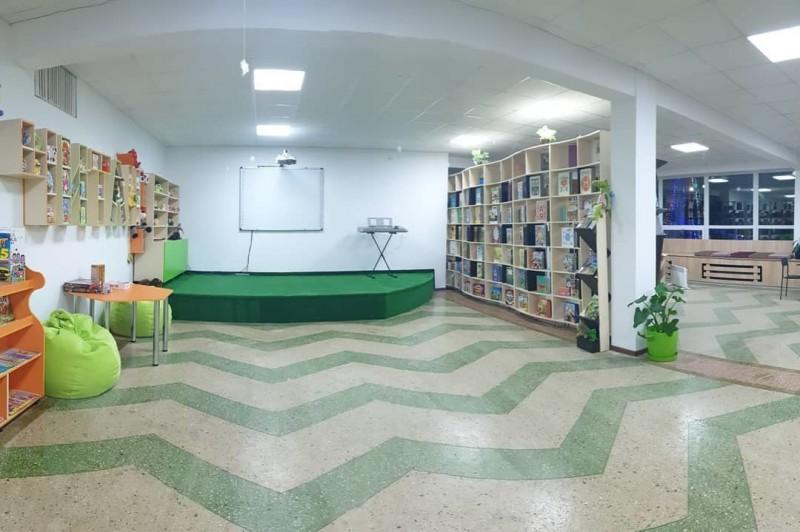 Вільний простір для відпочинку: сучасна бібліотека відкрилась на Чернігівщині