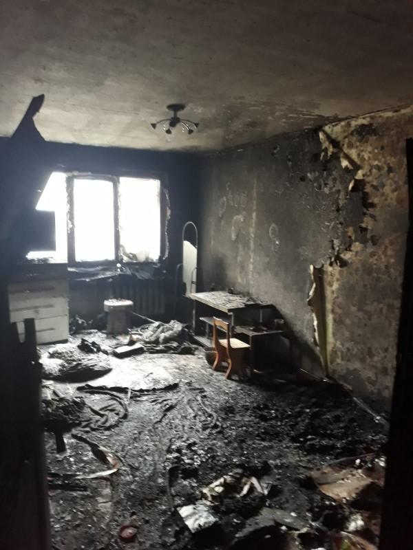 Пожежа у Чернігові: вогонь залишив тільки чорні стіни
