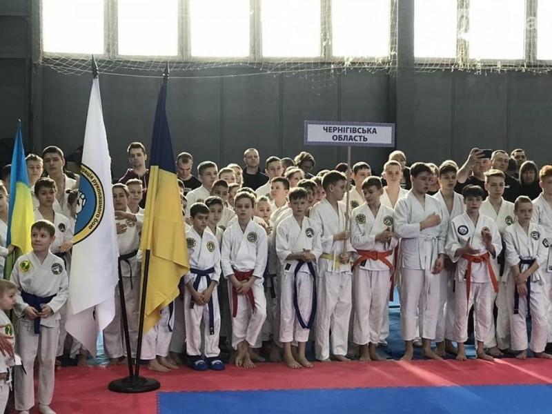Чернігівці зібрали медалі всіх ґатунків на чемпіонаті України з кікбоксингу WAKO
