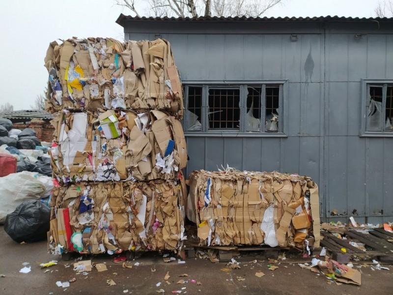 Куди в Чернігові здавати макулатуру?
