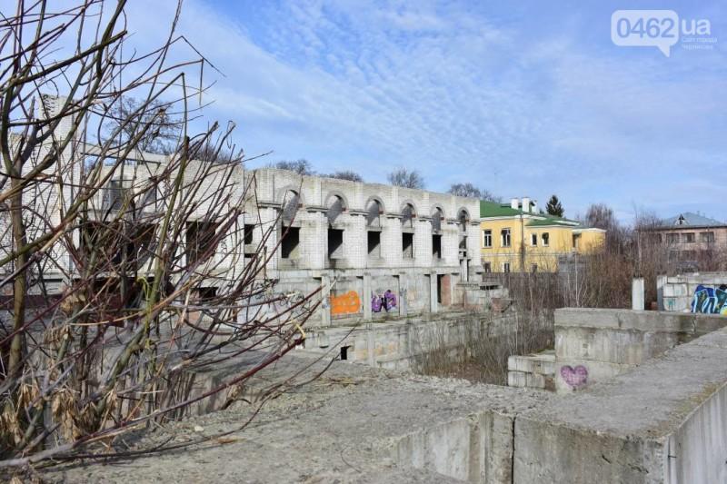 Підрядника на знесення недобудови "Дворянських зібрань" на Валу оберуть на конкурсі
