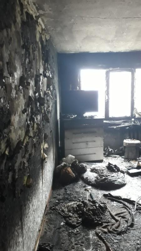 Пожежа у Чернігові: вогонь залишив тільки чорні стіни