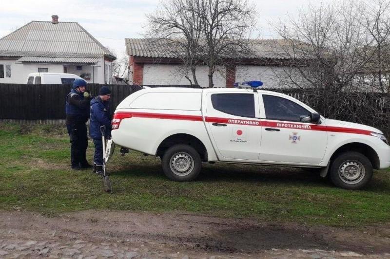 В нескольких метрах от жилого дома: на Черниговщине нашли снаряды времен Второй мировой