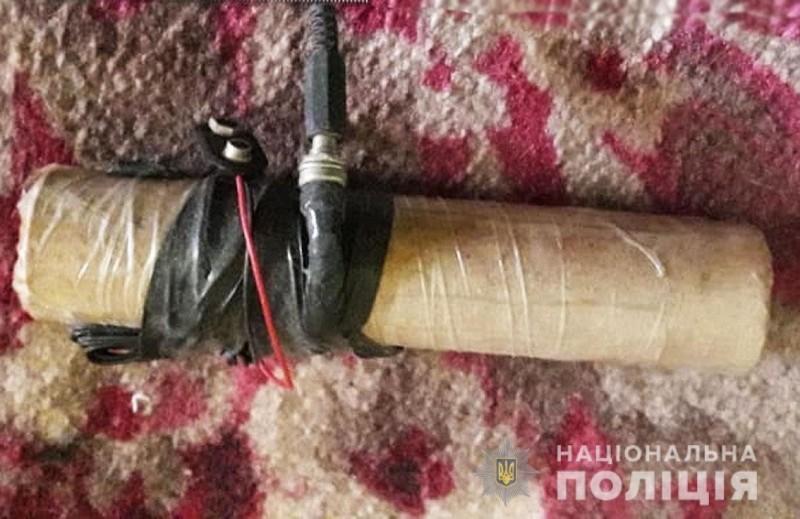 "Подарунок" від колишнього чоловіка: чернігівка прибирала квартиру і знайшла вибухівку