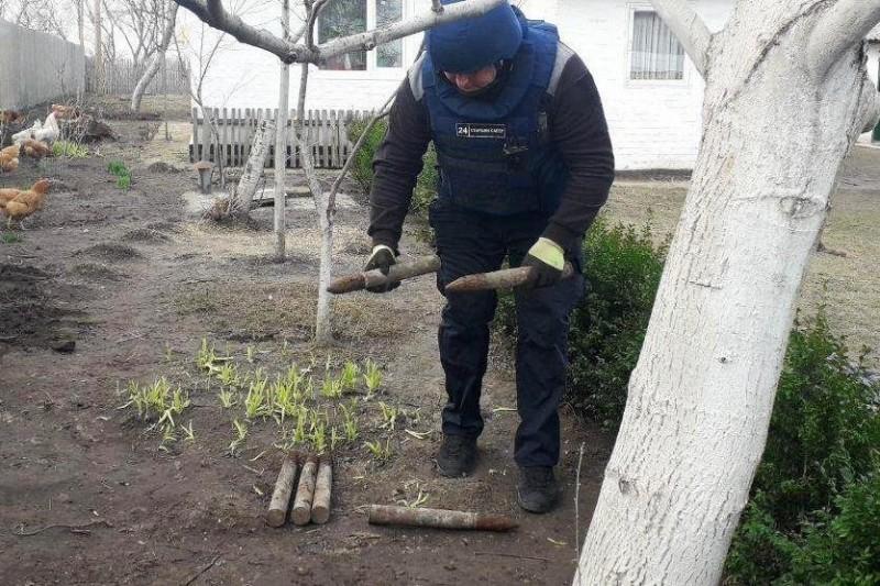 В нескольких метрах от жилого дома: на Черниговщине нашли снаряды времен Второй мировой