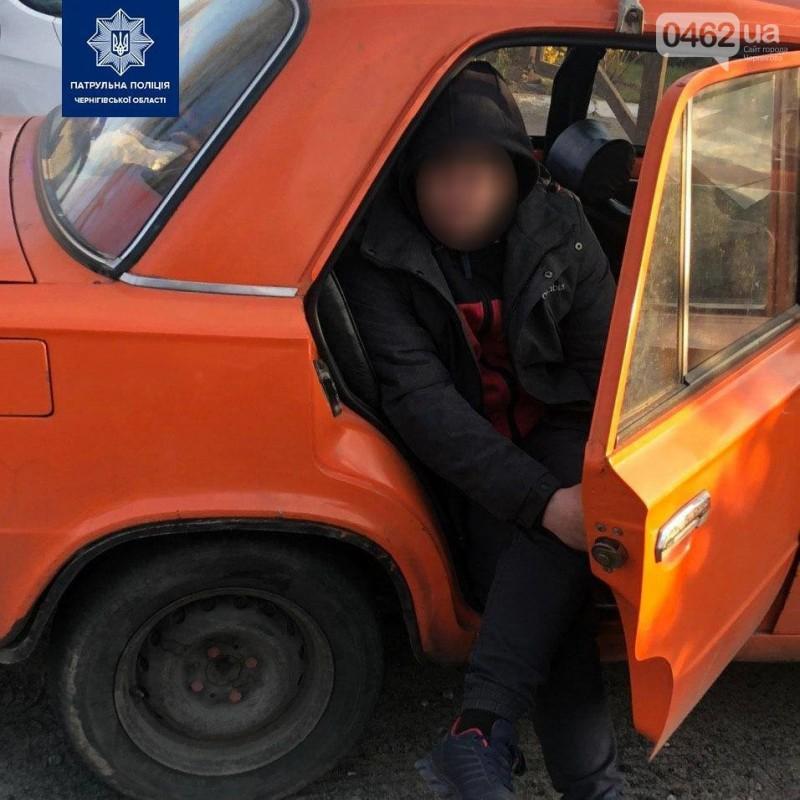 Чернігівські поліцейські на вихідних затримали двох ймовірних наркоманів