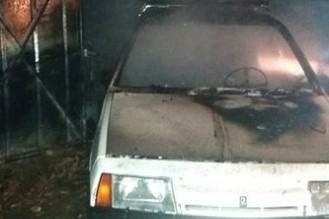 У Чернігові згорів автомобіль