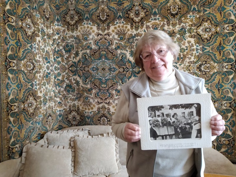 Последний звонок из 55-го года: история о женщине, которая закончила черниговскую школу 65 лет назад