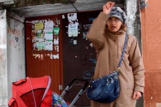Найстарішу маму України знову хочуть позбавити материнства