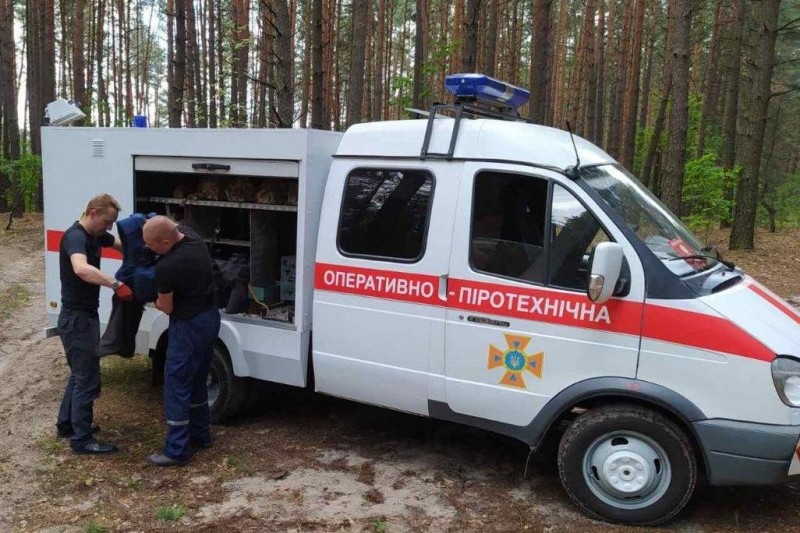 Жителі Чернігівщини шукали гриби, а знайшли міну