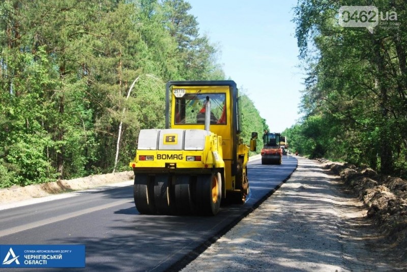 Тривають ремонті роботи на дорогах Чернігівської області