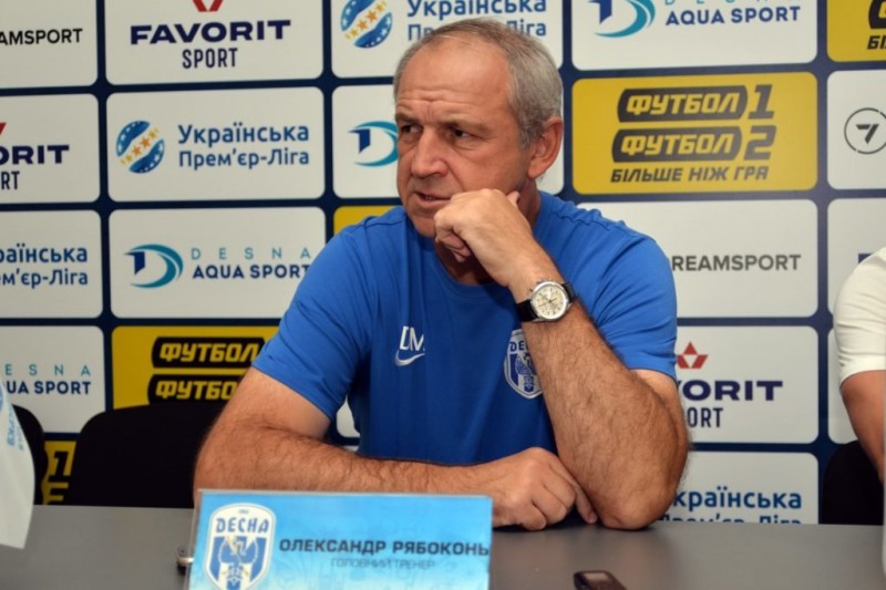 Головний тренер та бомбардир "Десни" стали найкращими у 26-му турі УПЛ