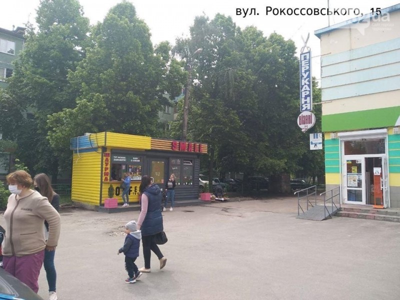 Біля АТБ на Рокоссовського приберуть кіоски. Усього з вулиць Чернігова зникне 9 таких «точок»