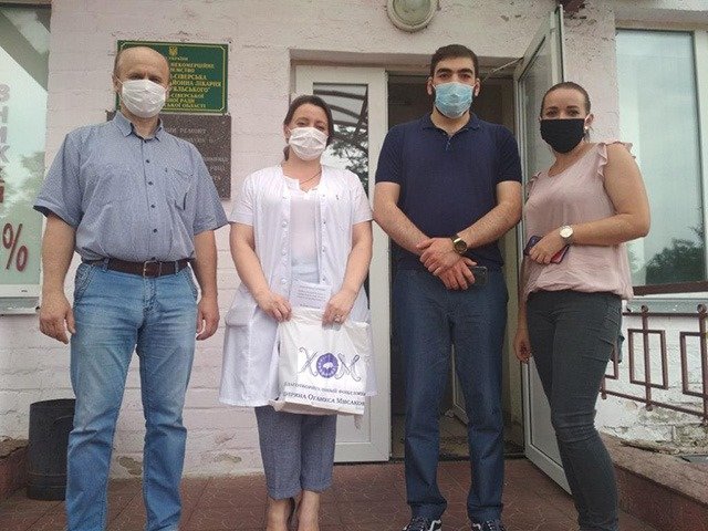 Одній з лікарень Чернігівщини благодійники передали медичне обладнання для інтенсивної терапії