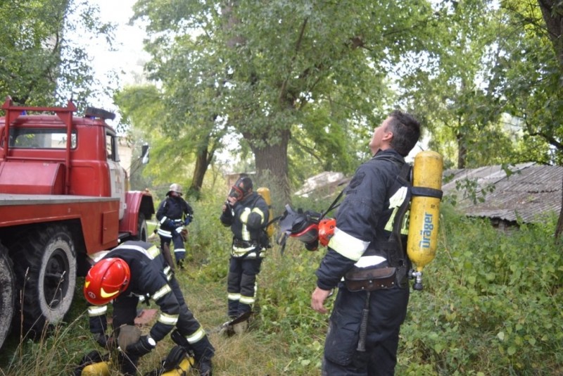 Через підпал в Чернігові горіла багатоповерхівка: 1 людина загинула, 17 евакуювали