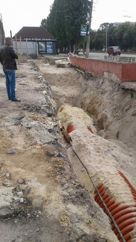 На частині нової дороги на Шерстянку вже з'явився асфальт