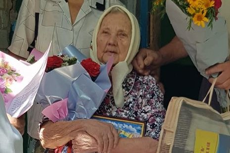 Найстарша жителька Макошиного святкує 100-й день народження