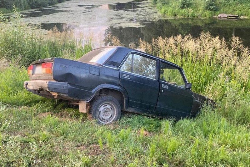 На Чернігівщині нетверезий водій з’їхав у кювет