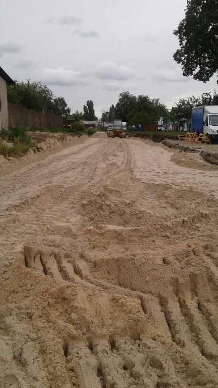На частині нової дороги на Шерстянку вже з'явився асфальт