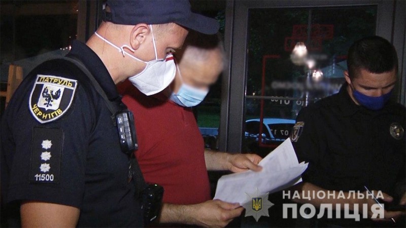 На чернігівський ресторан "Бібліотека" поліція склала протокол за порушення карантину