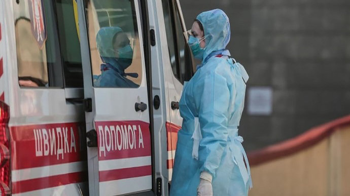 Помер хворий на коронавірус житель Чернігівщини, ще більше 20 осіб захворіли
