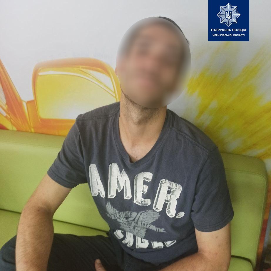 Справжній екшен у Чернігові: одного з грабіжників АЗС затримав таксист