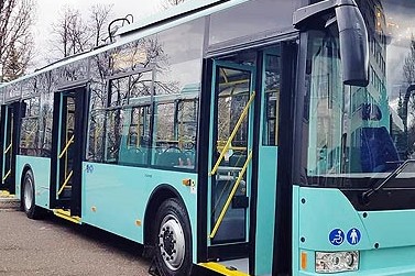 У Чернігові перший тролейбус відновив звичний маршрут