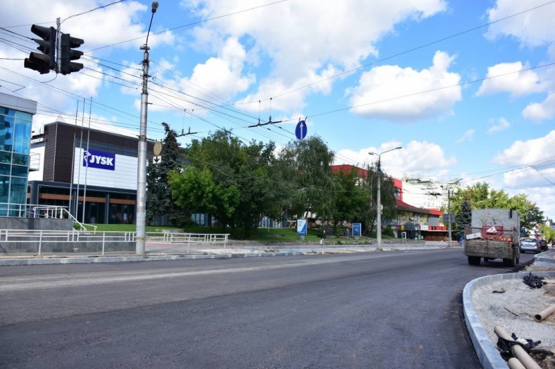 Ремонт дороги по вул. Київській у Чернігові завершать цього тижня