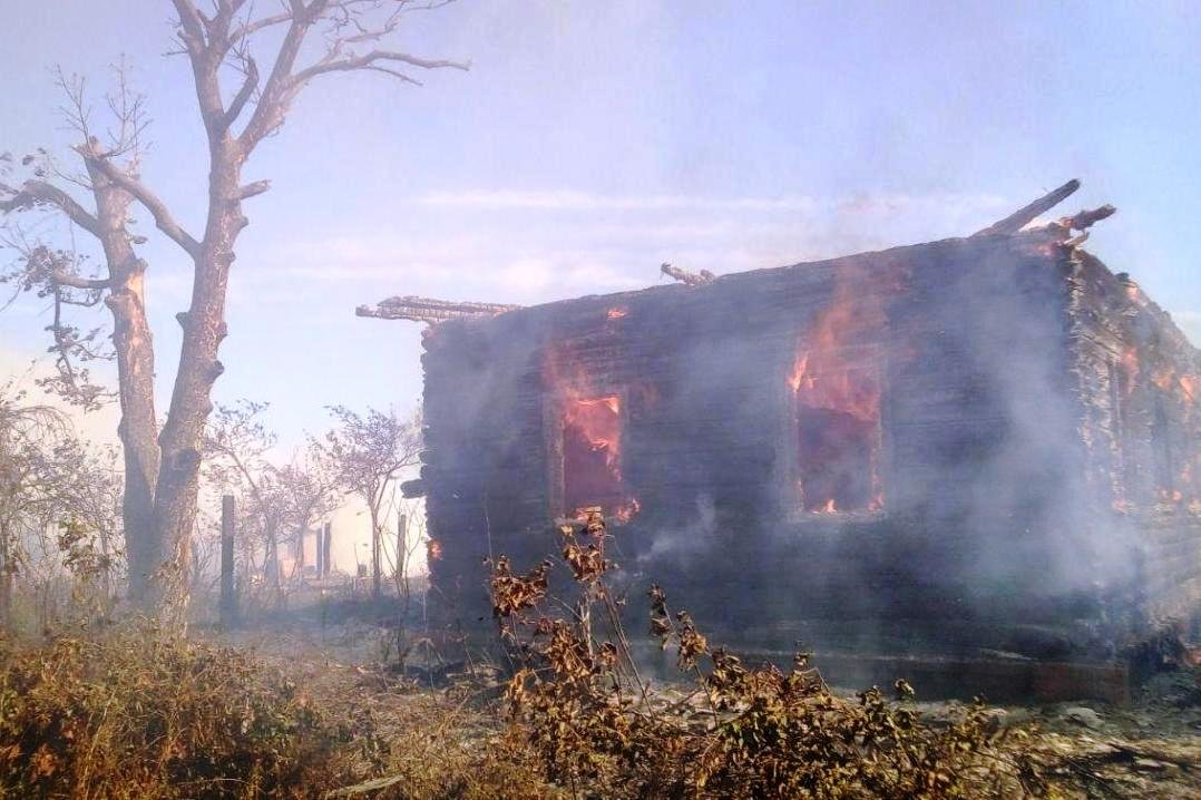 Через необережне поводження з вогнем на Чернігівщині вигорають цілі села