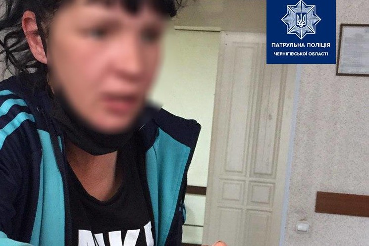 Оголошена в розшук київською поліцією чернігівка попалася на крадіжці косметики