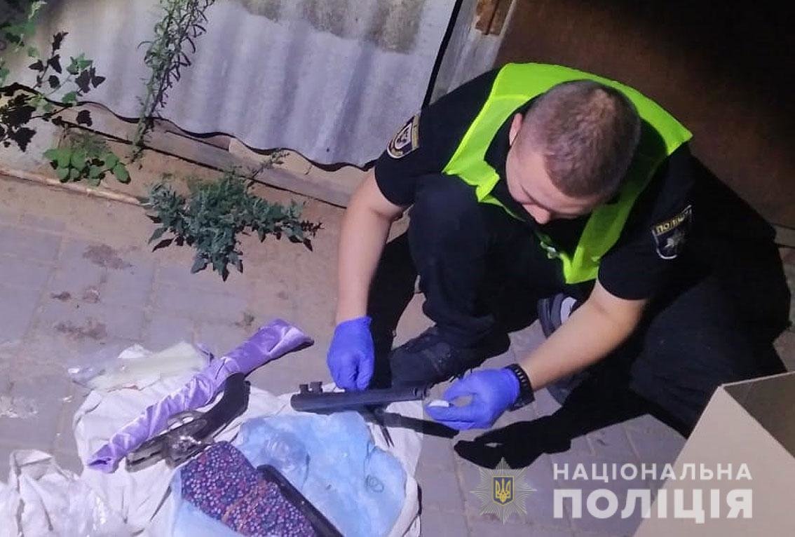 Моторошне вбивство: на Чернігівщині жінка застрелила чоловіка та забетонувала його тіло