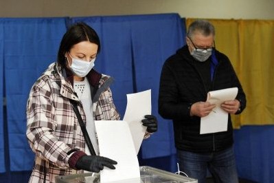 ЦВК оприлюднила явку виборців по 208-му округу станом на 16:00