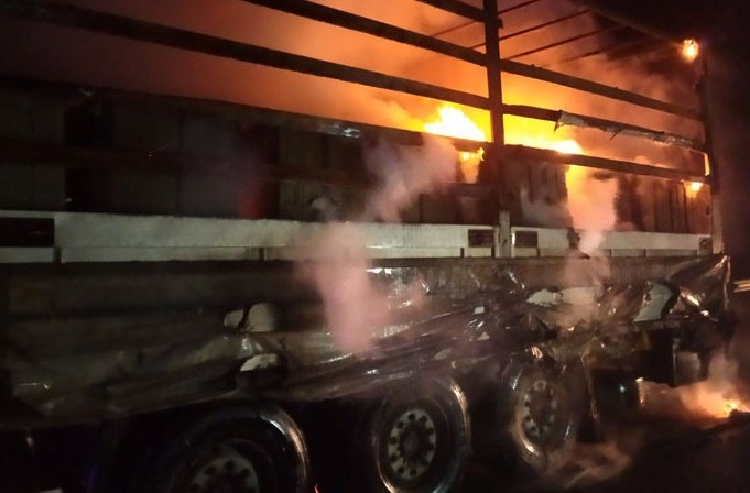 На Чернігівщині згоріла вантажівка