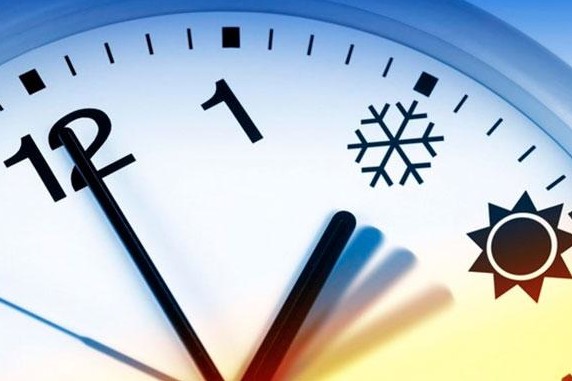 Перехід на зимовий час: чернігівці розповіли, як на них впливає переведення годинника