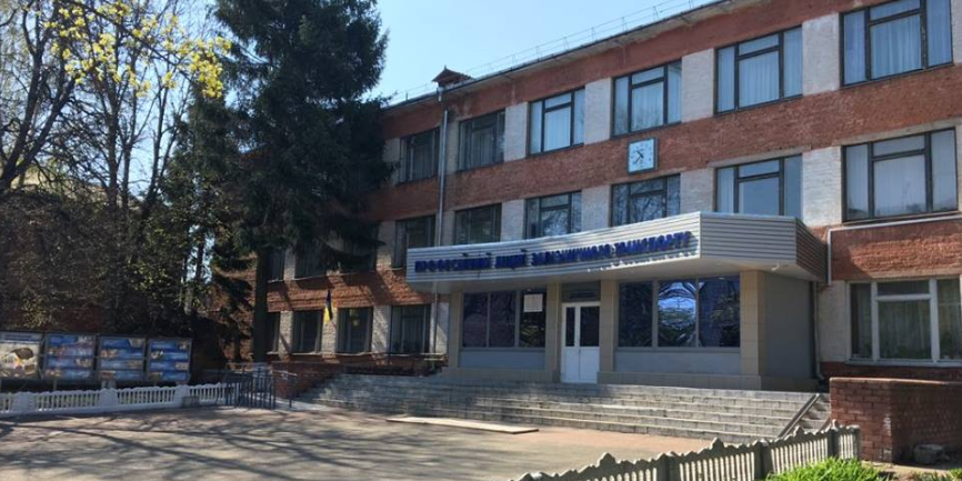 Чернігівські парки озеленюють особливі діти: в одному з ліцеїв міста відкрилася нова спеціальність