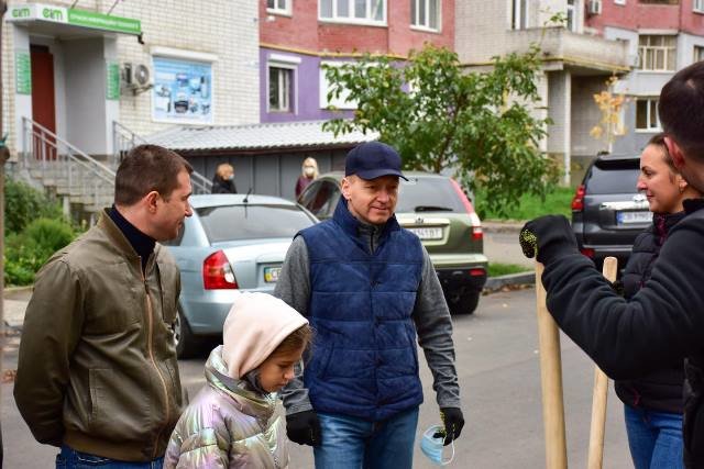 Загальноміський суботник: добрі справи разом