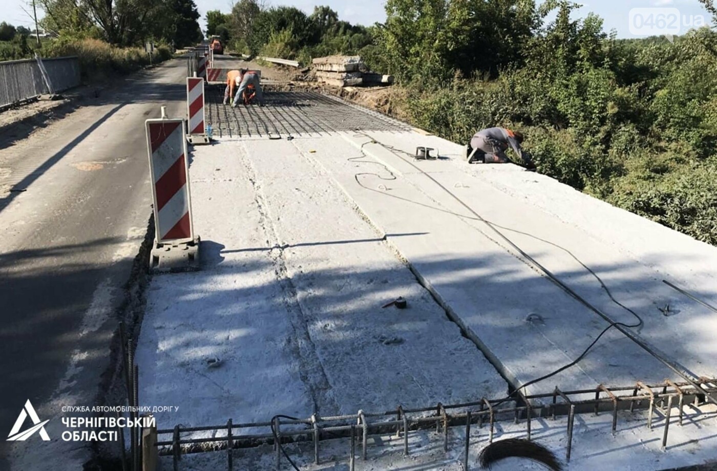 На дорозі у Чернігівській області ремонту дочекалися відразу 7 мостів