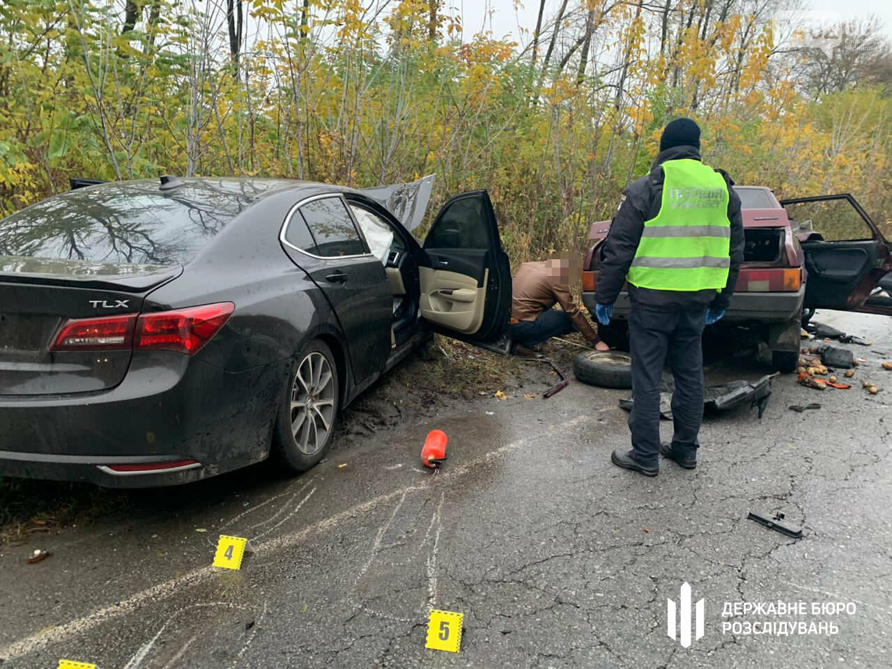 За кермом автівки, яка забрала життя двох людей, був прокурор з Чернігівської області