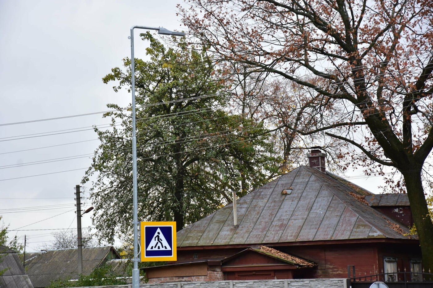 У Чернігові на нових "колах" підсвітили пішохідні переходи