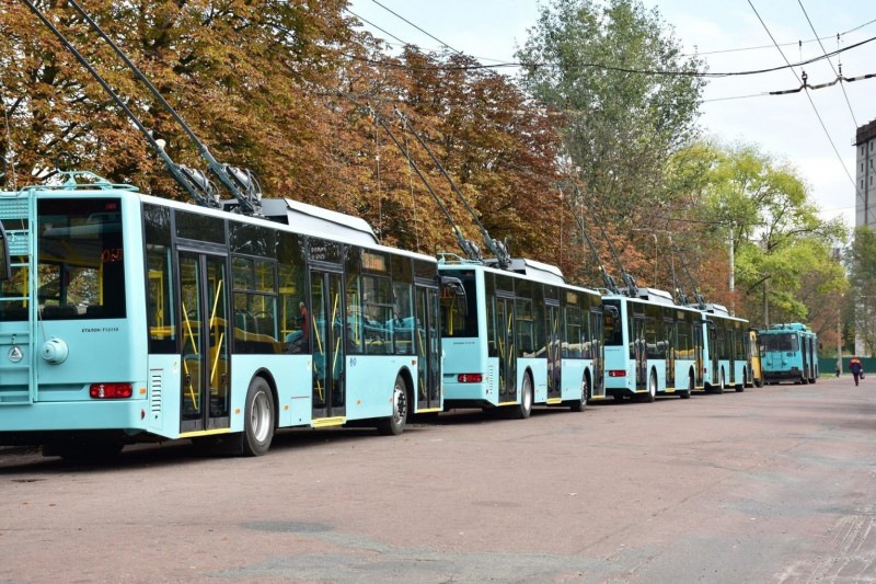 Відсьогодні Черніговом курсуватимуть нові тролейбуси