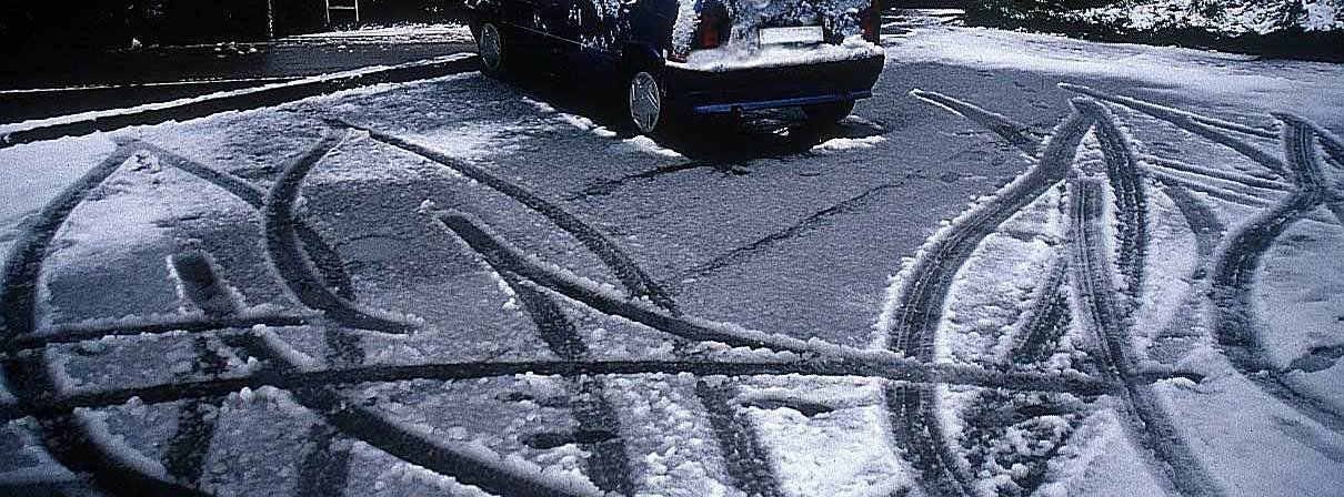 Попередження водіям: складні погодні умови зробили чернігівські дороги небезпечнішими