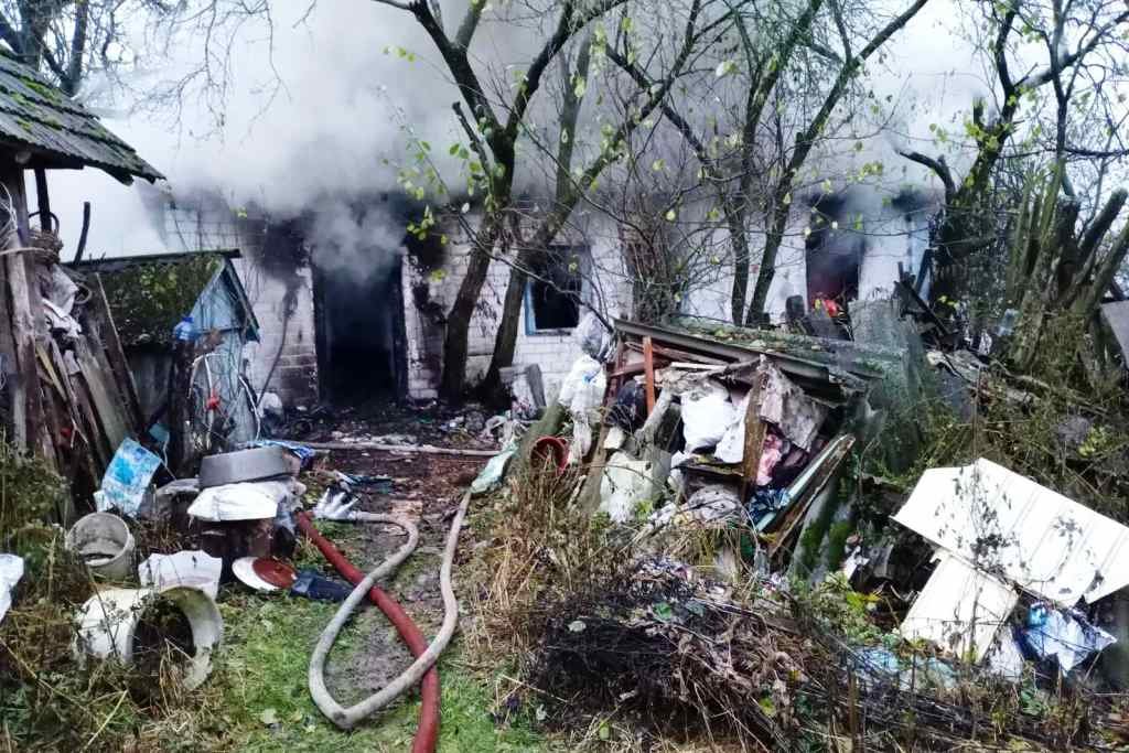 Отримав важкі опіки: житель Чернігівщини помер після пожежі